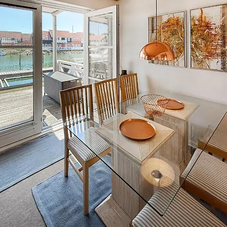 Amazing In With House Sea View Apartmán Borre